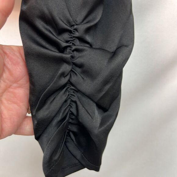 Astr the label black satin one shoulder blouse size medium NWT - Picture 10 of 14